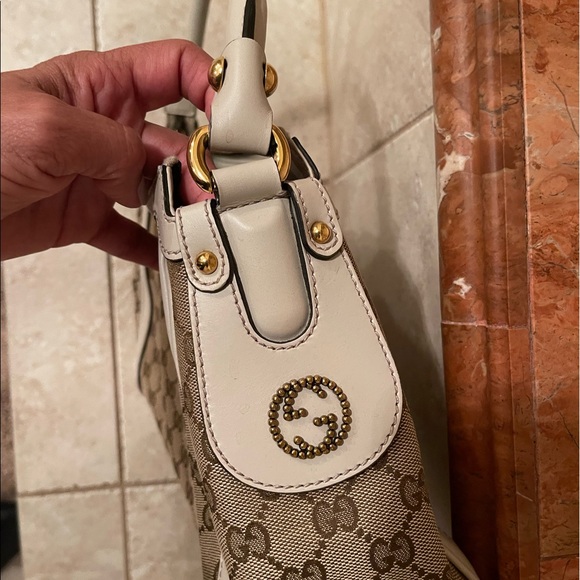 GUCCI top handle- Authentic and barely used. This bag is in great condition. - Picture 6 of 8